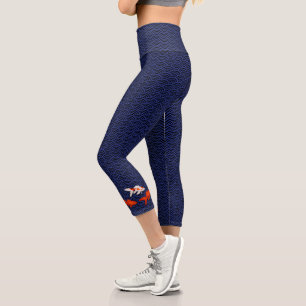 Fantail Goldfish über Seigaiha Wave Pattern Japan Capri Leggings