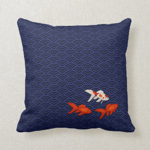 Fantail Goldfish über Seigaiha Wave Pattern Japan Kissen