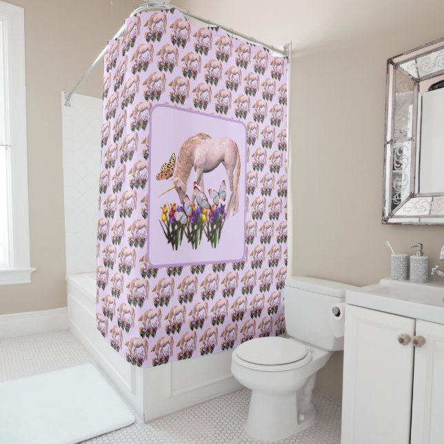 Fantasie von Einhorn und Schmetterlingen Duschvorhang (Beispiel)