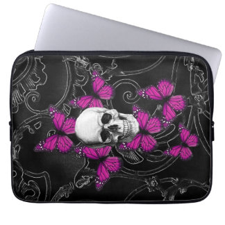 Fantasieschädel- und -Pinkschmetterlinge Laptopschutzhülle