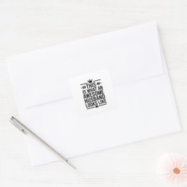 Fantastischer Ehemann Minimale Typografie Quadratischer Aufkleber