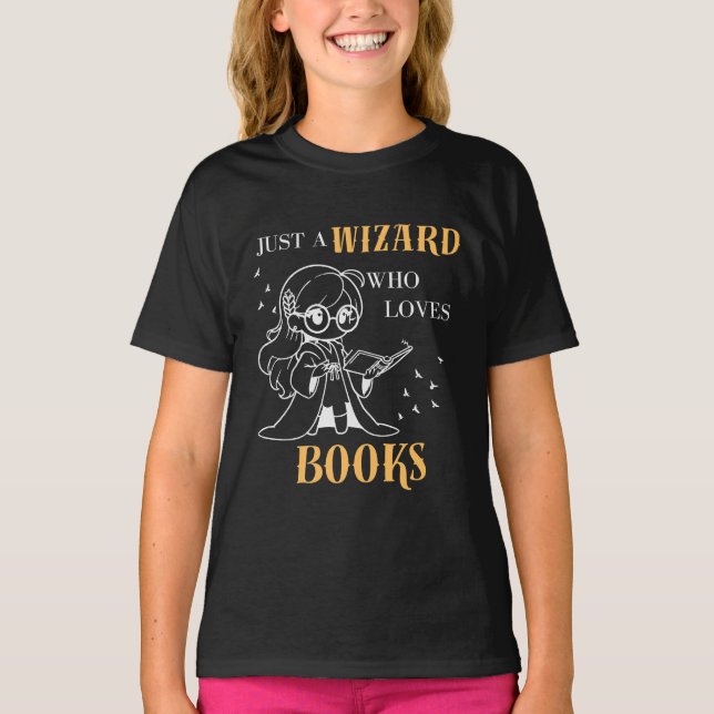 Fantasy Book Lover Geschenkidee Wizards Magic T-Shirt (Vorderseite)