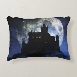 Fantasy-Burg in der Nacht Dekokissen