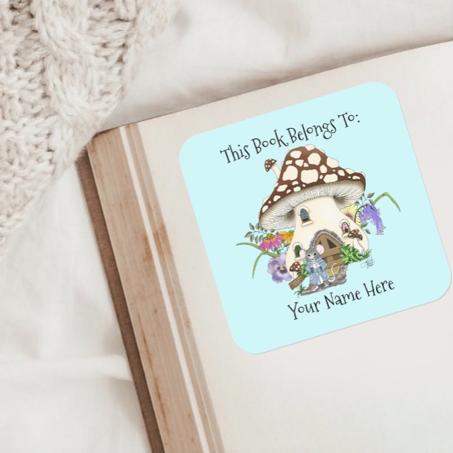 Fantasy Mouse Mushroom House Floral Quadratischer Aufkleber (Von Creator hochgeladen)