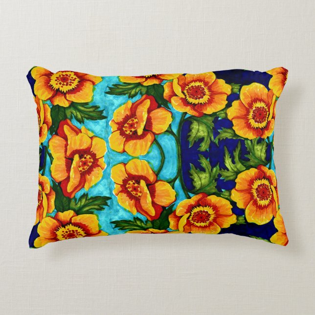 Fantasy Poppies Throw Kissen (Vorderseite)
