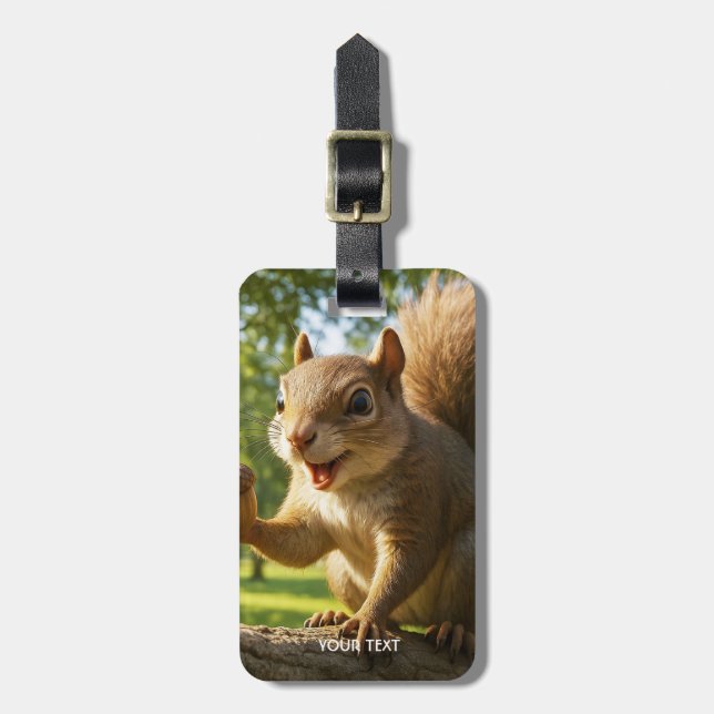 Fantasy Süßer Glücklicher Eichhörnchen Wald Gepäckanhänger (Vorderseite vertikal)
