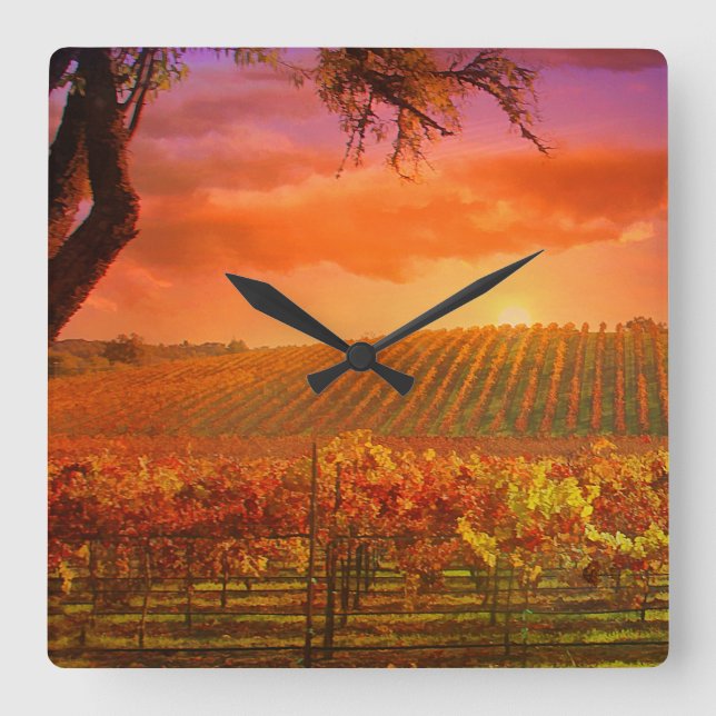Fantasy Vineyard Clock Quadratische Wanduhr (Vorderseite)