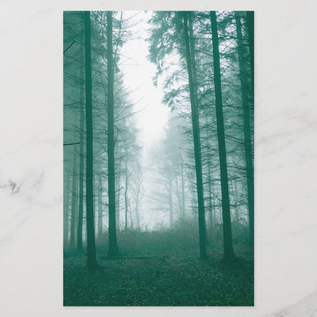 Fantasy-Wald mit Nebel in Grün Briefpapier (Vorderseite)