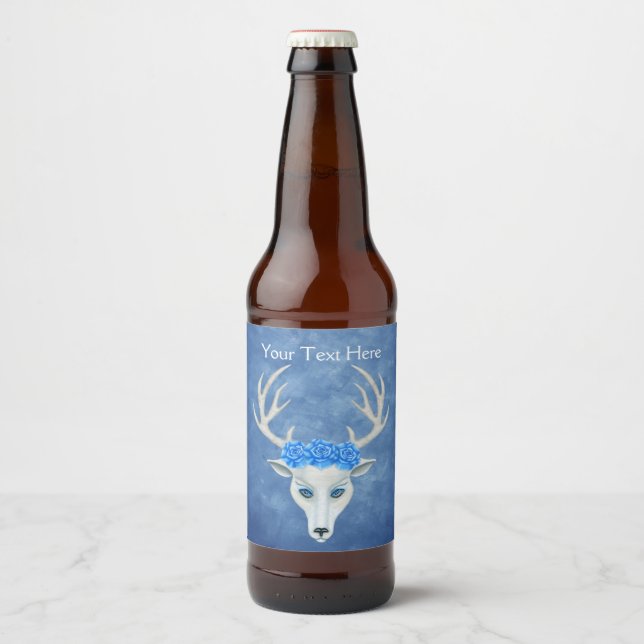 Fantasy White Deer Head Mysterious Face Blue Rose Bierflaschenetikett (Vorderseite)