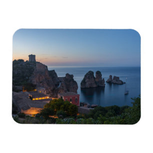 Faraglioni und Tonnara in Scopello, Sizilien Magnet