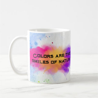 Farben sind das Lächeln der natürlichen Kaffeezuch Kaffeetasse
