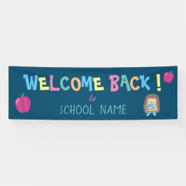 Farbenfrohe Begrüßung zum Banner "Igel in der Schu