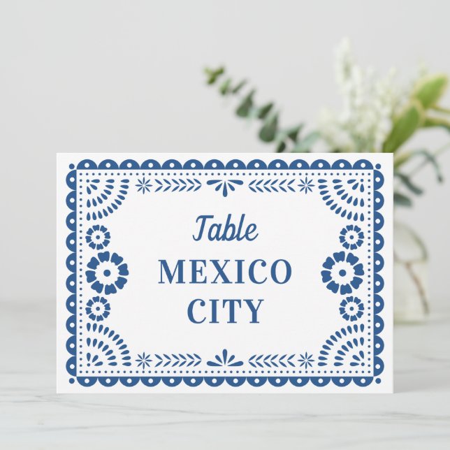 Farbenfrohe Blue Papel Picado Wedding Tischnummer (Stehend Vorderseite)