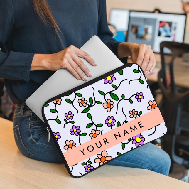 Farbenfrohe Blume, blauer Hintergrund, orange Laptopschutzhülle (Von Creator hochgeladen)