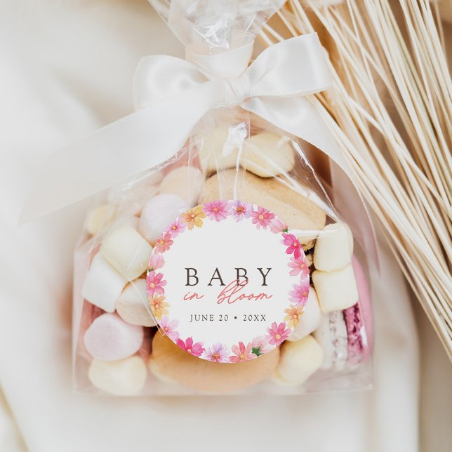 Farbenfrohe Blumensommer in blühender Wildblume Runder Aufkleber (Von Creator hochgeladen)