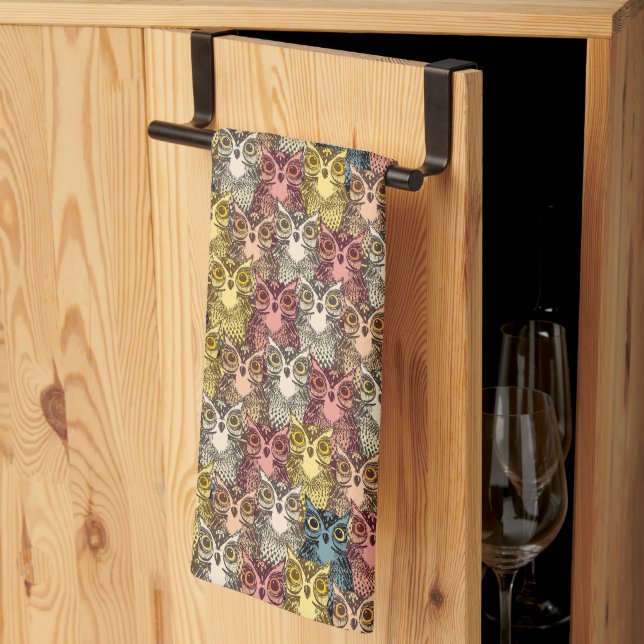 Farbenfrohe Boho Woodland Owl Muster Geschirrtuch (Drittel gefaltet)