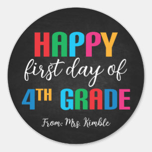 Farbenfrohe Chalkboard 4. Klasse Schulsticker Runder Aufkleber
