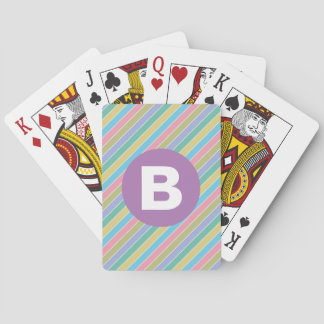 Farbenfrohe diagonale Bonbonstreifen lila Monogram Spielkarten