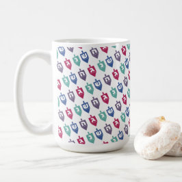 Farbenfrohe Dreidels Hanukkah Kaffeetasse