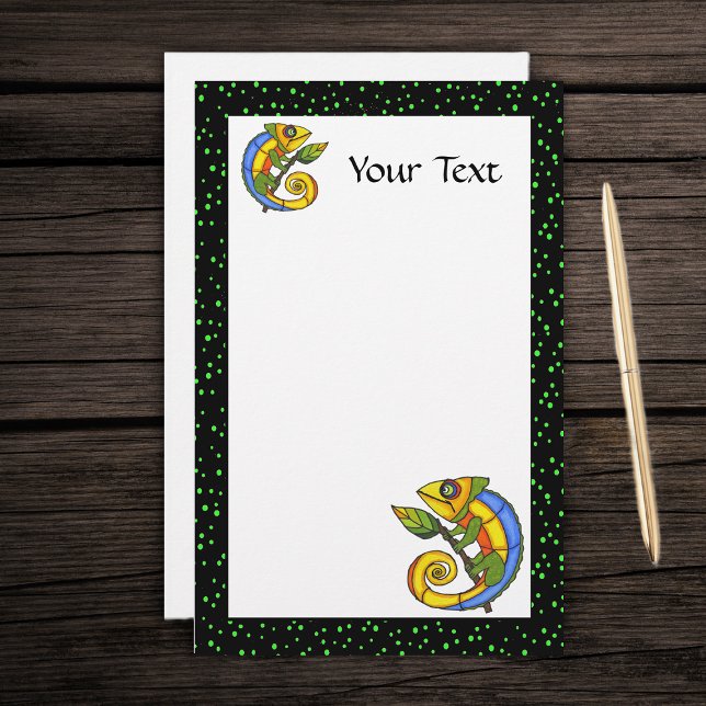 Farbenfrohe Fun Lizard auf einer Zweigniederlassun Briefpapier (Two cute colourful fantasy lizards green leaves on white with black green dotted border stationery.)
