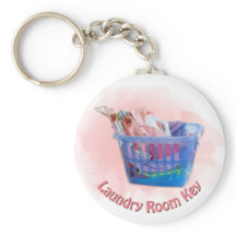 Farbenfrohe geflochtene Wäsche über Gefahren in bl