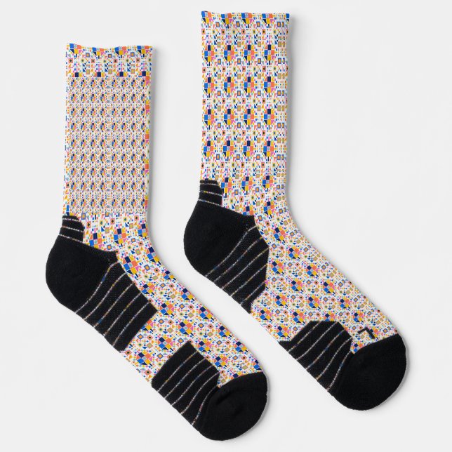 Farbenfrohe gemusterte Socken mit geometrischen De (Rechts)