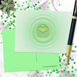 Farbenfrohe grüne Herzspirale Miss You Postkarte