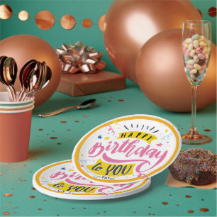 Farbenfrohe, handgeschriebene Happy Birthday-Konfe Pappteller