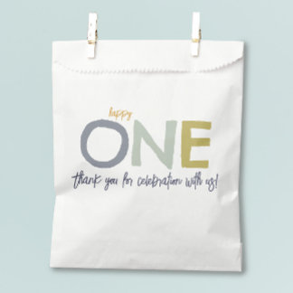 Farbenfrohe Happy One First Birthday Geschenkboxen Geschenktütchen