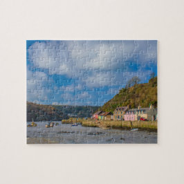 Farbenfrohe Häuser im Fischereihafen der Unterstad Puzzle