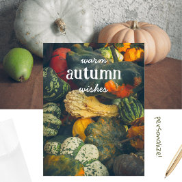 Farbenfrohe Herbstkurz und Kürbis Feiertagspostkarte