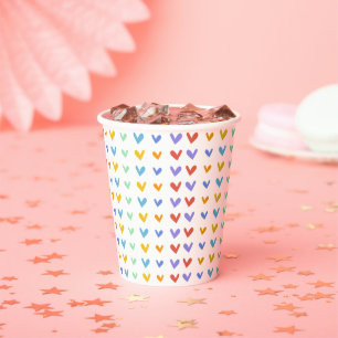 Farbenfrohe Herz trifft Retro Rainbow Baby Dusche Pappbecher