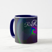 Farbenfrohe Kaffeetasse mit geometrischem fusionie