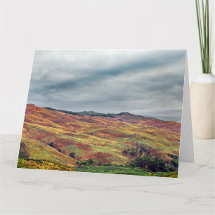 farbenfrohe, karge Hügel und Berglandschaft Dankeskarte