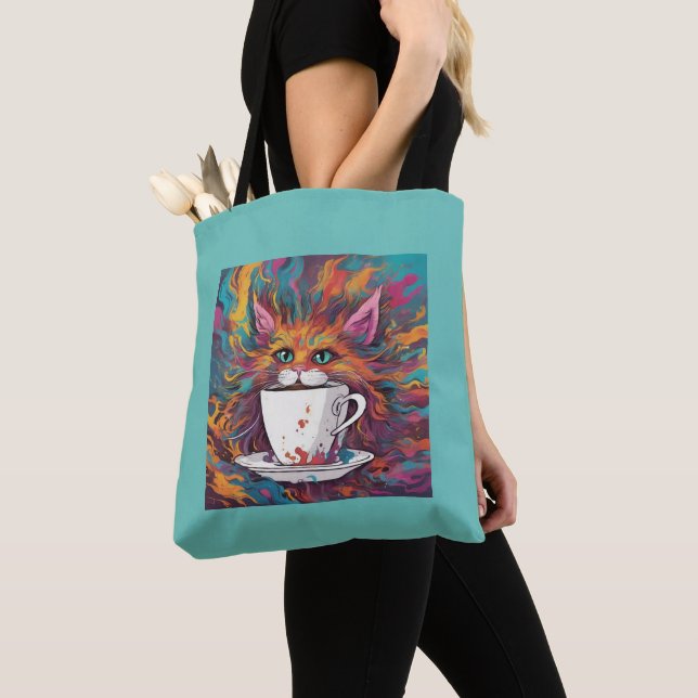 Farbenfrohe Katze mit Cup-Tasche (Von Nahem)