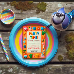 Farbenfrohe Kinder fühlen sich zum Geburtstag eing Einladung