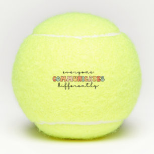 Farbenfrohe Kommunikation Tennisbälle