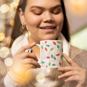 Farbenfrohe Lichterkette Weihnachtsmuster Kaffeetasse