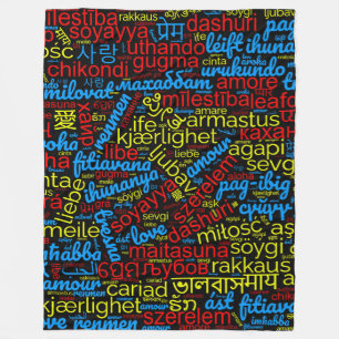 Farbenfrohe Liebe Word Cloud in vielen Sprachen Fleecedecke