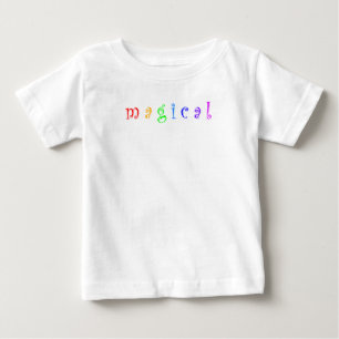 Farbenfrohe lustige "Magische" Typografie Baby T-shirt
