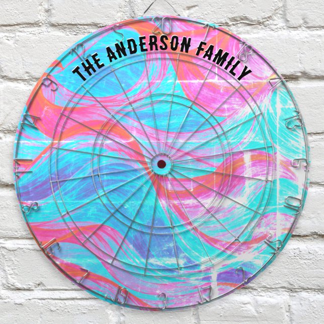 Farbenfrohe moderne Abstrakte Wellenmuster Persona Dartscheibe (A modern, personalized dartboard with abstract flowing waves design in pink and blue)