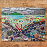 farbenfrohe Mosaik Puzzle<br><div class="desc">Dieses einzigartige Puzzle ist mit einem abstrakten Landschaftsmosaik in kräftigen Farben und Erdtönen dekoriert. Das originale Mosaik wurde aus winzigen Glasstücken,  Kies und Fundstücken hergestellt. Original Mosaik © Michele Davies.</div>