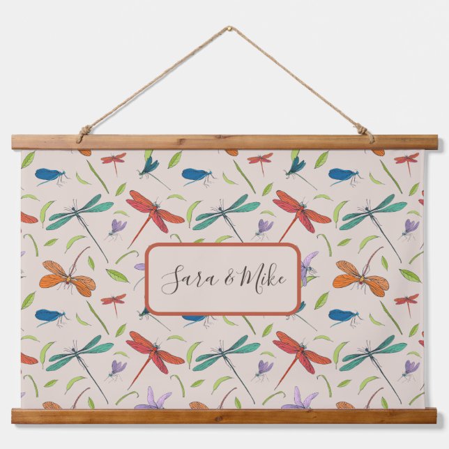 Farbenfrohe Moth Butterfly Muster Personalisiert H Wandteppich Mit Holzrahmen (Vorne)