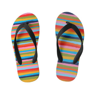 Farbenfrohe Muster der Serrate Stripes Kinderbadesandalen