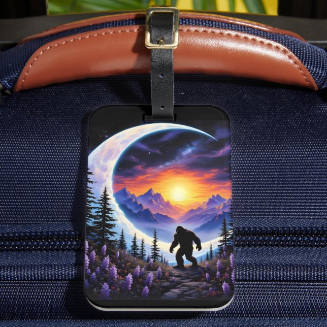 Farbenfrohe Nacht Himmel Sasquatsche Spaziergang,  Gepäckanhänger (Vorderseite Insitu 2)