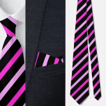 Farbenfrohe Niedliche Streifenmuster Krawatte<br><div class="desc">Farbenfrohe Niedliche Streifen Pattern Nacken Krawatte.</div>