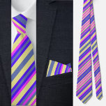 Farbenfrohe Niedliche Streifenmuster Krawatte<br><div class="desc">Farbenfrohe Niedliche Streifen Pattern Nacken Krawatte.</div>