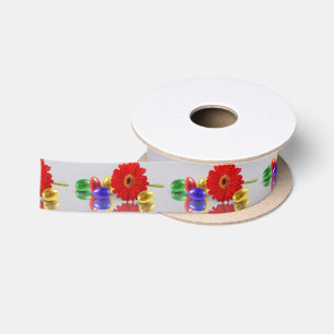 Farbenfrohe Ostereier mit Gerbera Satinband