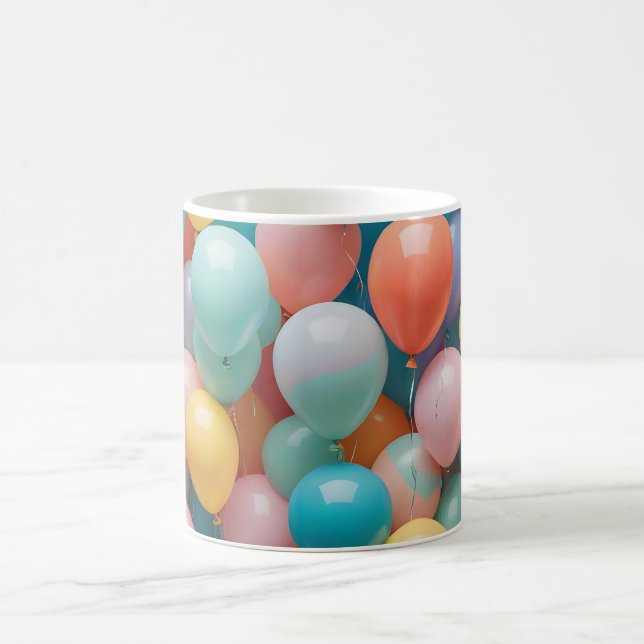 Farbenfrohe Party Balloons Muster Kaffeetasse (Mittel)