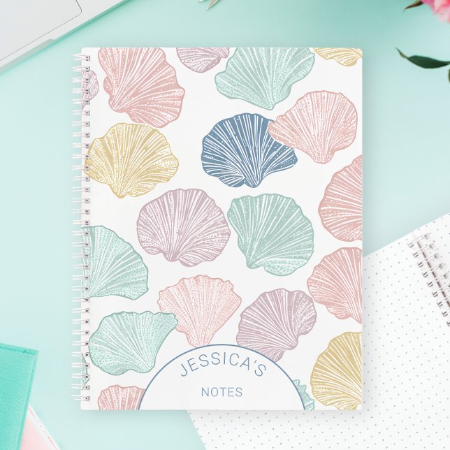 Farbenfrohe Pastel Seashell Moderne, benutzerdefin Notizbuch (Colorful Pastel Seashell Modern Custom Coastal Notebook)